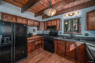 2440 Cougar Trail, South Lake Tahoe, CA 96150 - Photo 9