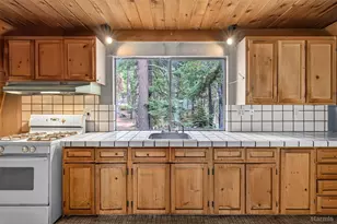 1369 Tata Ln, South Lake Tahoe, CA 96150 - Photo 9