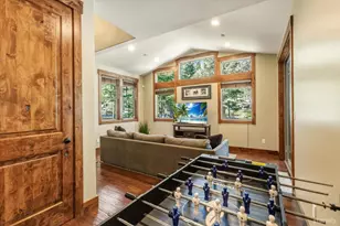 705 Tata Ln, South Lake Tahoe, CA 96150 - Photo 21