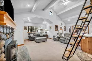 710 Julie Ln, South Lake Tahoe, CA 96150 - Photo 17