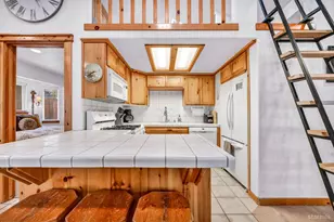 710 Julie Ln, South Lake Tahoe, CA 96150 - Photo 25
