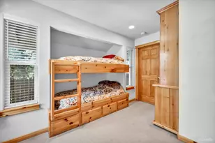 710 Julie Ln, South Lake Tahoe, CA 96150 - Photo 35
