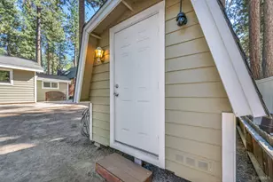 710 Julie Ln, South Lake Tahoe, CA 96150 - Photo 41