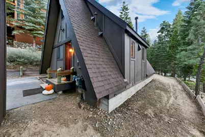 710 Panther Lane, South Lake Tahoe, CA 96150 - Photo 3