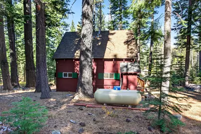 956 Nicoleno Road, South Lake Tahoe, CA 96150 - Photo 31