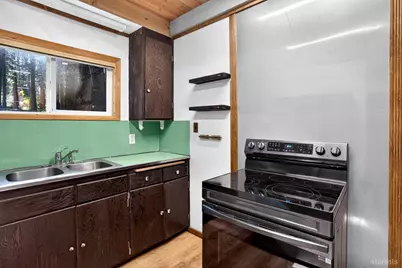 956 Nicoleno Road, South Lake Tahoe, CA 96150 - Photo 11