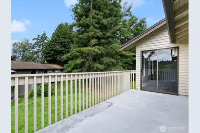 1112 Bellefield Park Ln, Bellevue, WA 98004 - Photo 21