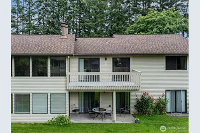 1112 Bellefield Park Ln, Bellevue, WA 98004 - Photo 23