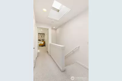 10237 SE 3rd St #5, Bellevue, WA 98004 - Photo 17