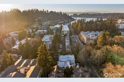 10237 SE 3rd St #5, Bellevue, WA 98004 - Photo 33