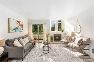 10237 SE 3rd St, Bellevue, WA 98004 - Photo 7