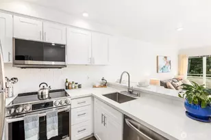 10237 SE 3rd St, Bellevue, WA 98004 - Photo 5