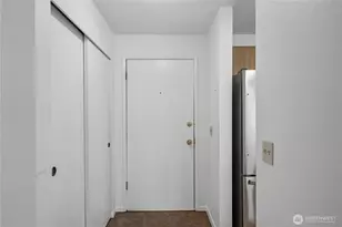 1740 NE 86th St, Seattle, WA 98115 - Photo 21