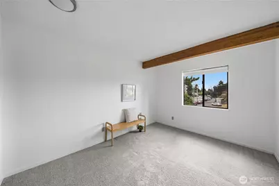 1740 NE 86th St #311, Seattle, WA 98115 - Photo 17