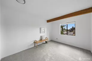 1740 NE 86th St, Seattle, WA 98115 - Photo 17