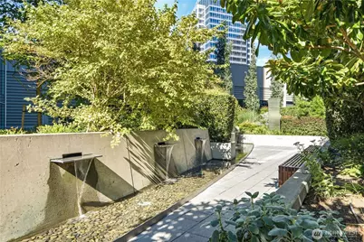 500 106th Ave NE #2103, Bellevue, WA 98004 - Photo 29