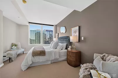500 106th Ave NE #2103, Bellevue, WA 98004 - Photo 11