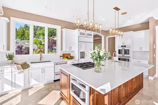 20621 NE 16th St, Sammamish, WA 98074 - Photo 9