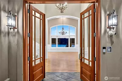 20621 NE 16th St, Sammamish, WA 98074 - Photo 5