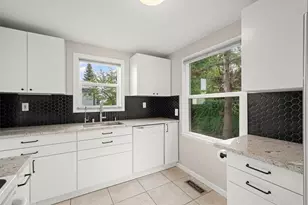 16824 37th Ave S, SeaTac, WA 98188 - Photo 13