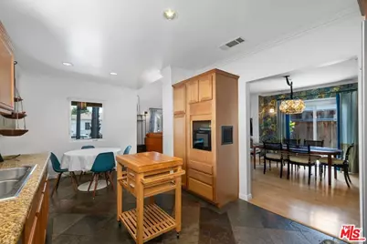 1659 Ellsmere Ave, Los Angeles, CA 90019 - Photo 13