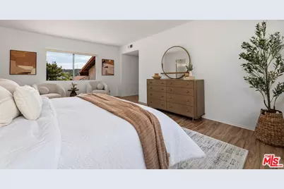 2537 Cordelia Rd, Los Angeles, CA 90049 - Photo 19