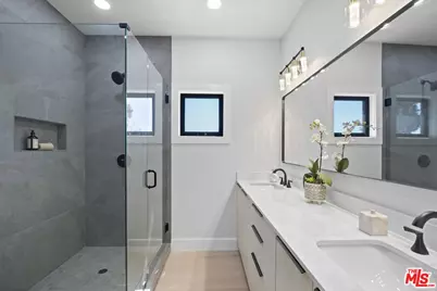 23813 Harbor Vista Dr, Malibu, CA 90265 - Photo 19
