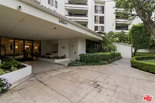 2102 Century Park Ln, Los Angeles, CA 90067 - Photo 31