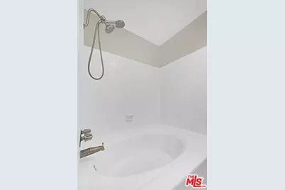 1925 S Beverly Glen Blvd #40, Los Angeles, CA 90025 - Photo 31