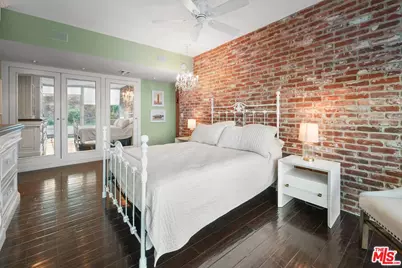 17366 Sunset Blvd #102, Los Angeles, CA 90272 - Photo 9