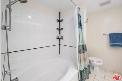 1375 Kelton Ave #104, Los Angeles, CA 90024 - Photo 21