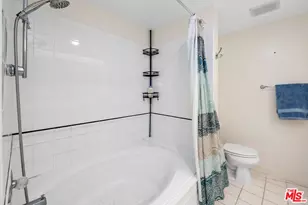 1375 Kelton Ave, Los Angeles, CA 90024 - Photo 21