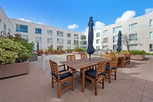 285 W 6th St, San Pedro, CA 90731 - Photo 15