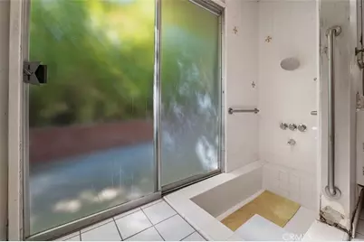3635 Royal Woods Dr, Sherman Oaks, CA 91403 - Photo 25