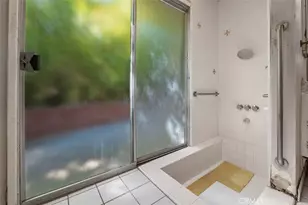 3635 Royal Woods Dr, Sherman Oaks, CA 91403 - Photo 25