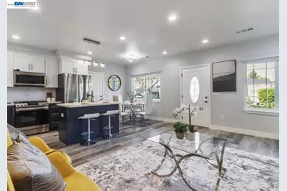 37275 Dondero Way, Fremont, CA 94536 - Photo 3