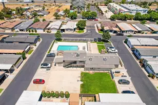 812 W Clover Rd, Tracy, CA 95376 - Photo 23