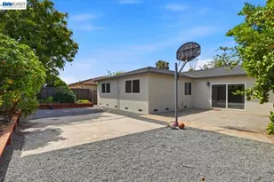 2362 Renfield Way, San Jose, CA 95148 - Photo 3