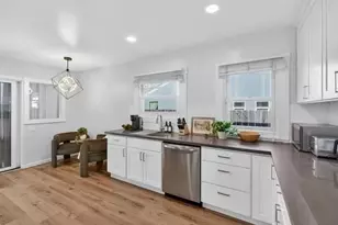 325 Irving Ave, San Jose, CA 95128 - Photo 9