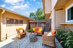 10019 Dove Oak Ct, Cupertino, CA 95014 - Photo 29