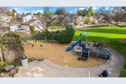10019 Dove Oak Ct, Cupertino, CA 95014 - Photo 41