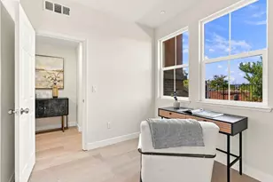 1025 Bellante Ln, San Jose, CA 95133 - Photo 17