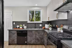 2487 Fernwood Ave, San Jose, CA 95128 - Photo 11