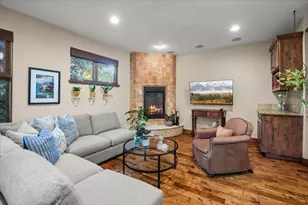 1197 Crescent Dr, San Jose, CA 95125 - Photo 15