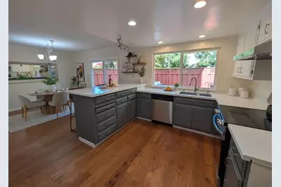 1036 Polk Ln, San Jose, CA 95117 - Photo 3