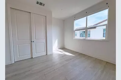 717 Santa Cecilia Ter, Sunnyvale, CA 94085 - Photo 11