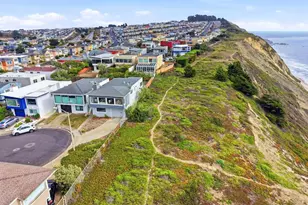 60 Roslyn Ct, Daly City, CA 94015 - Photo 3