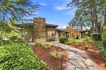 18113 Saratoga-Los Gatos Rd, Monte Sereno, CA 95030 - Photo 37