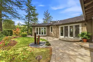 18113 Saratoga-Los Gatos Rd, Monte Sereno, CA 95030 - Photo 35