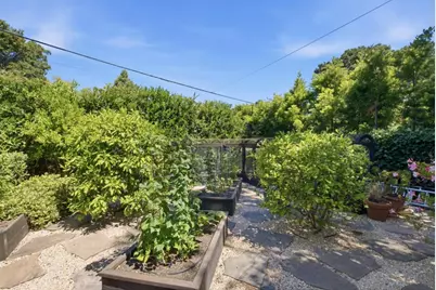 128 Clark Dr, San Mateo, CA 94402 - Photo 25